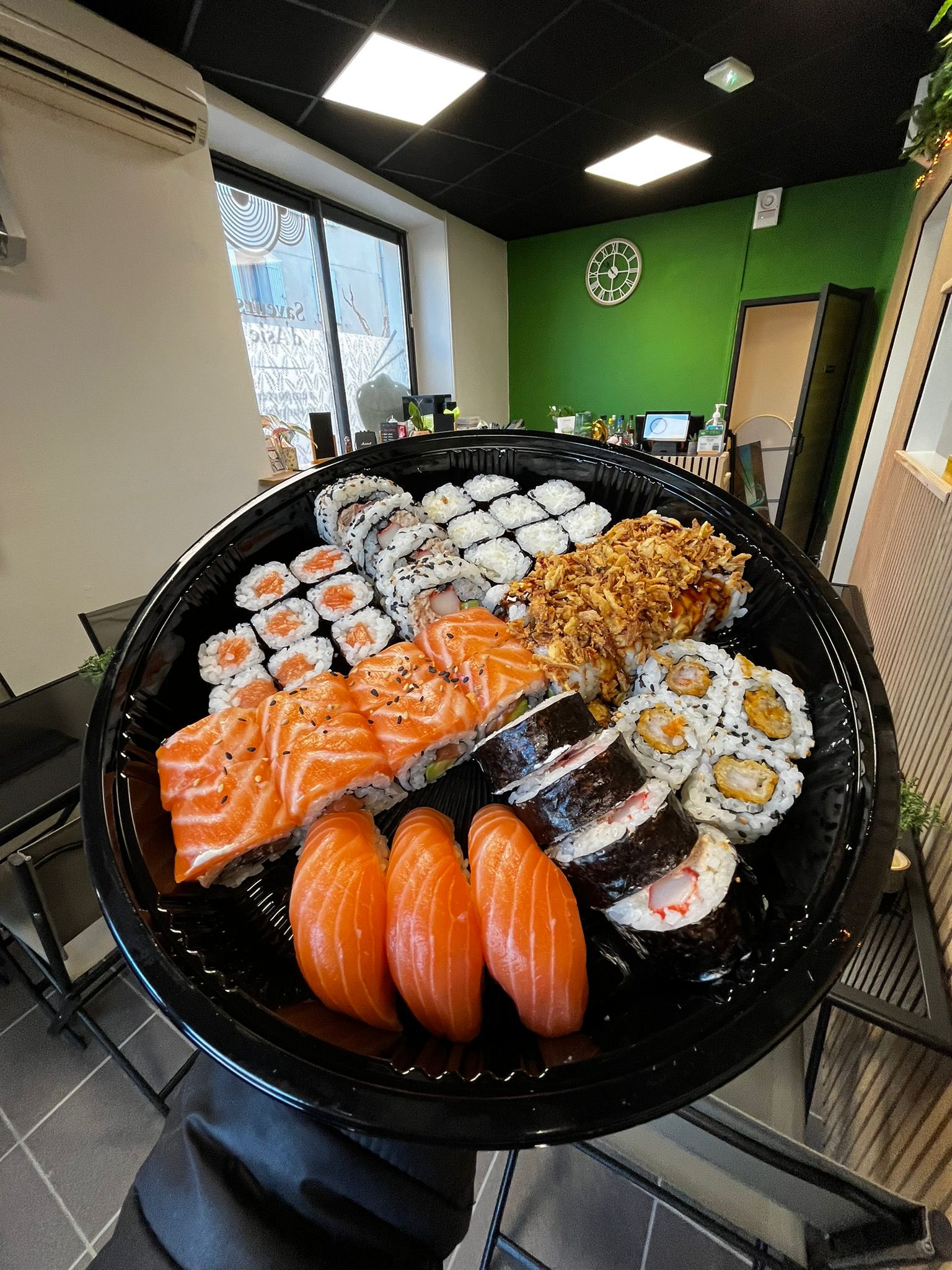 Plateau sushi restaurant